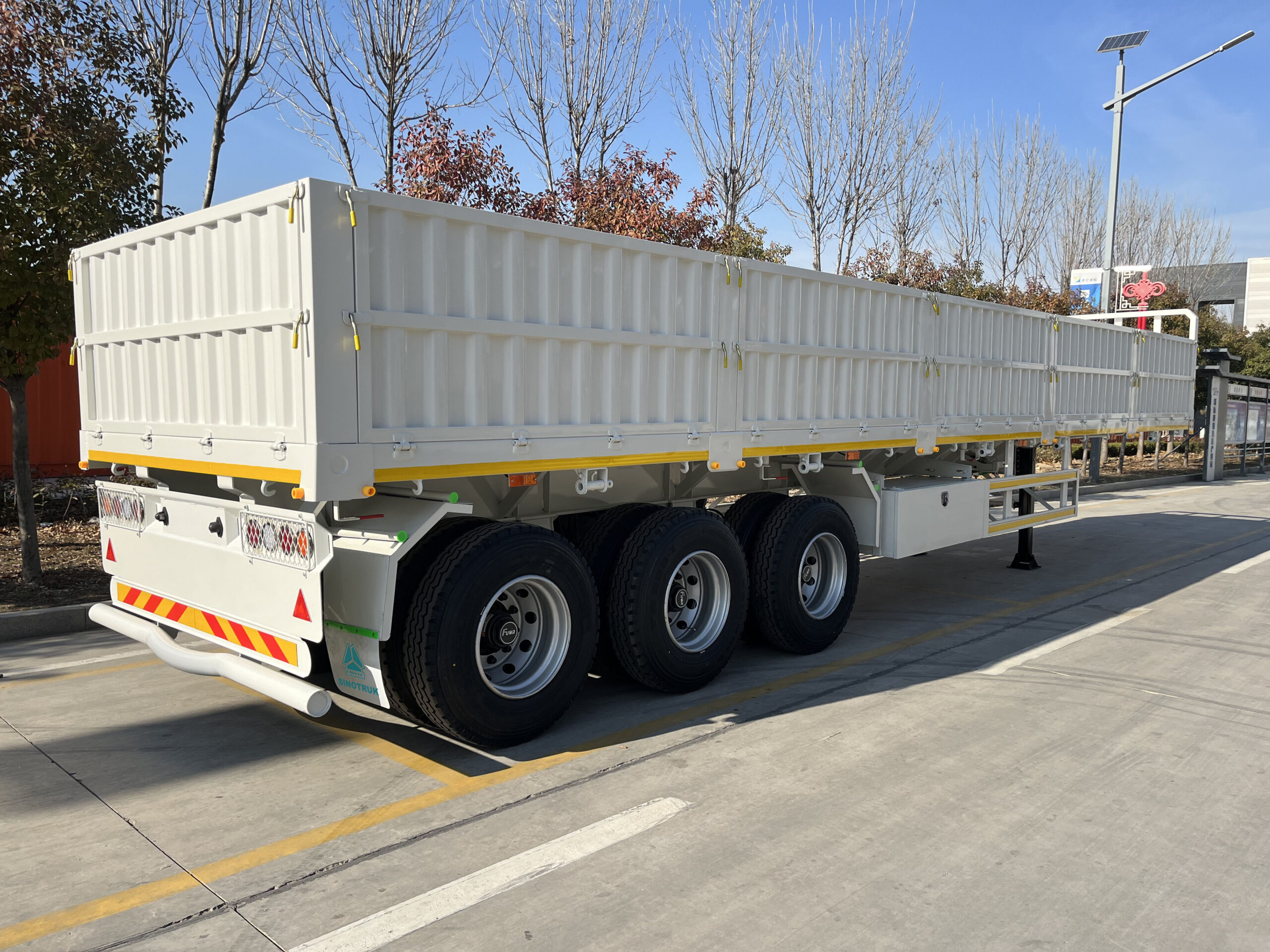 side wall trailer